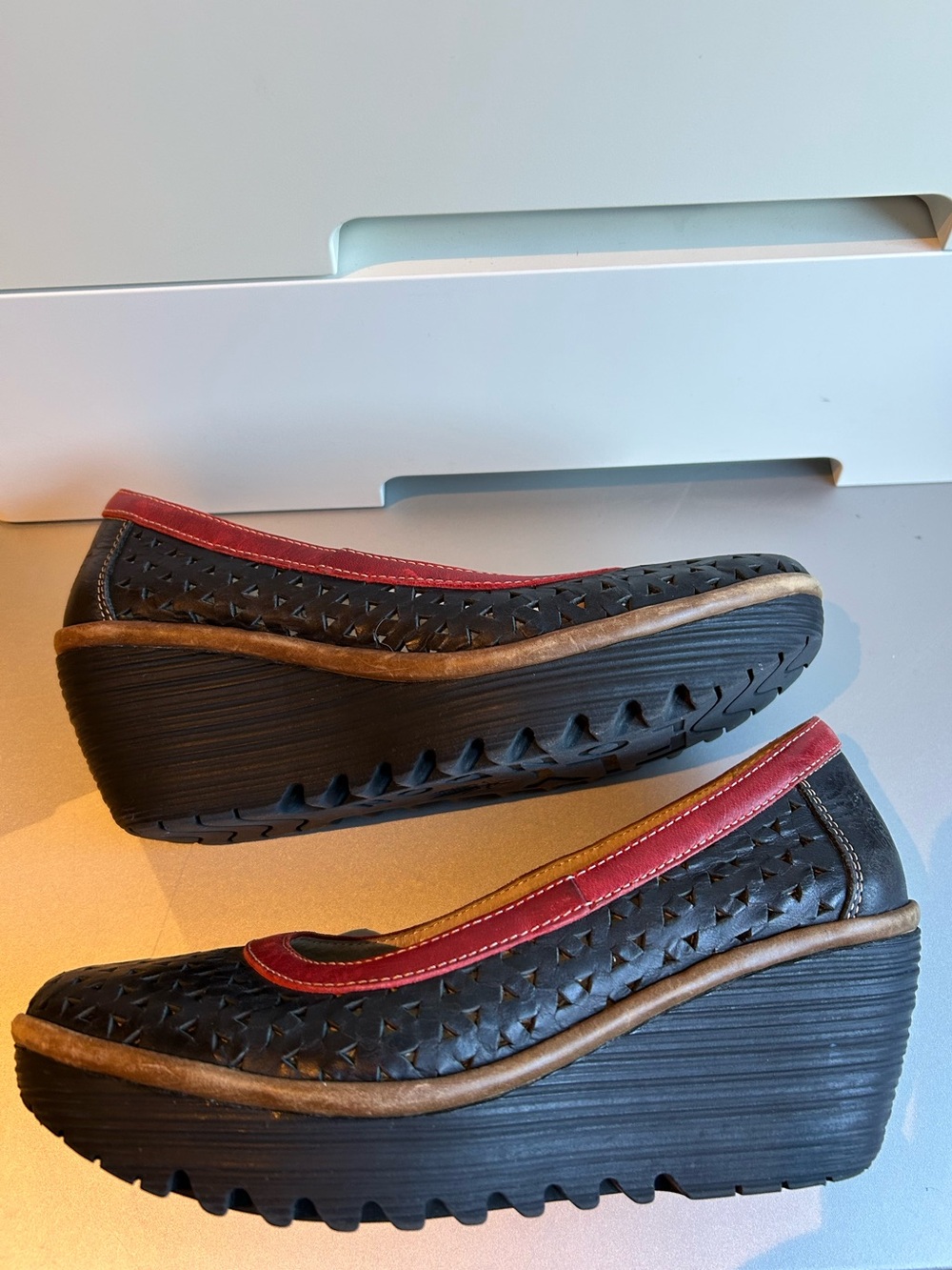 Women's Fly London wedge shoes Size 8 - Picture 7 of 10